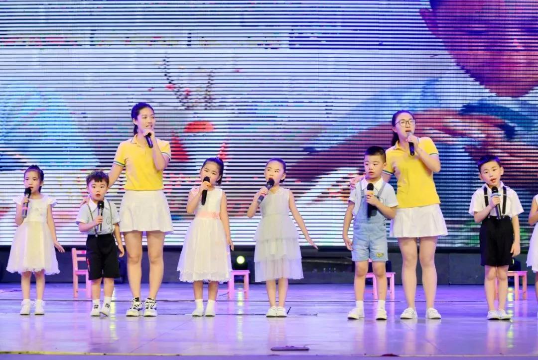 开会讲话应该按照什么逻辑讲比较好？